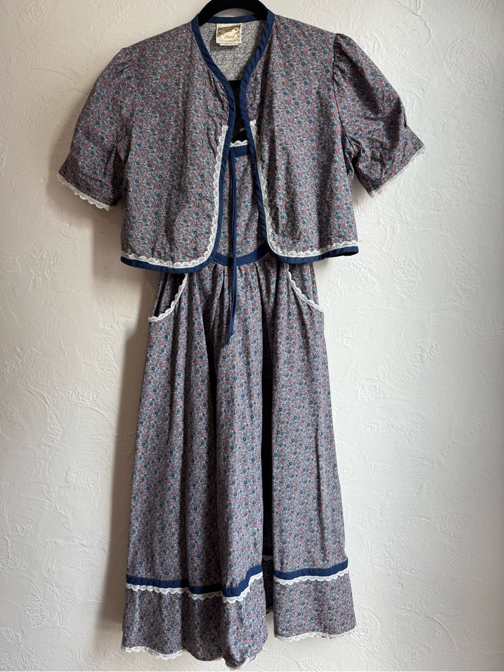 Vintage 1970s Gunne Sax Calico Floral Midi Dress and Matching Bolero Set - Picture 2 of 11
